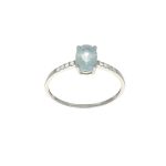 Anello oro bianco con acquamarina e diamanti