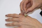 Ciondolo oro giallo cuore con zirconi bianchi e verdi
