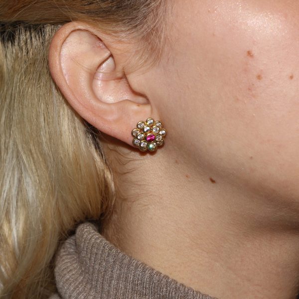 Orecchini oro giallo fiore con zirconi rosso e bianchi